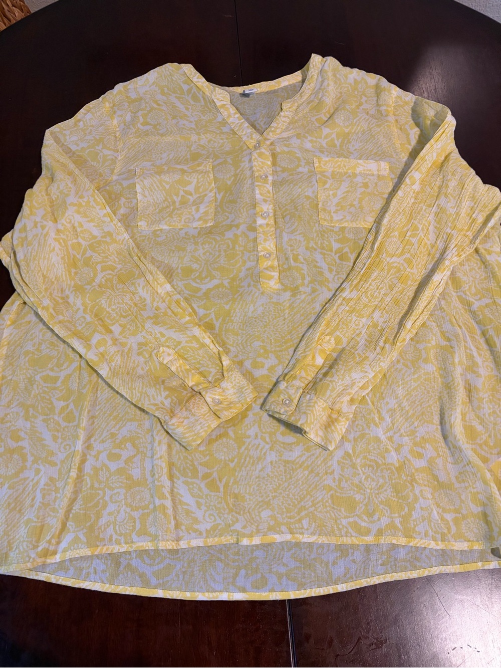 Old Navy Yellow Floral V-Neck Button-Front Tunic Blouse